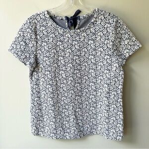 Talbots woven tapestry short sleeved top with tie neck in back